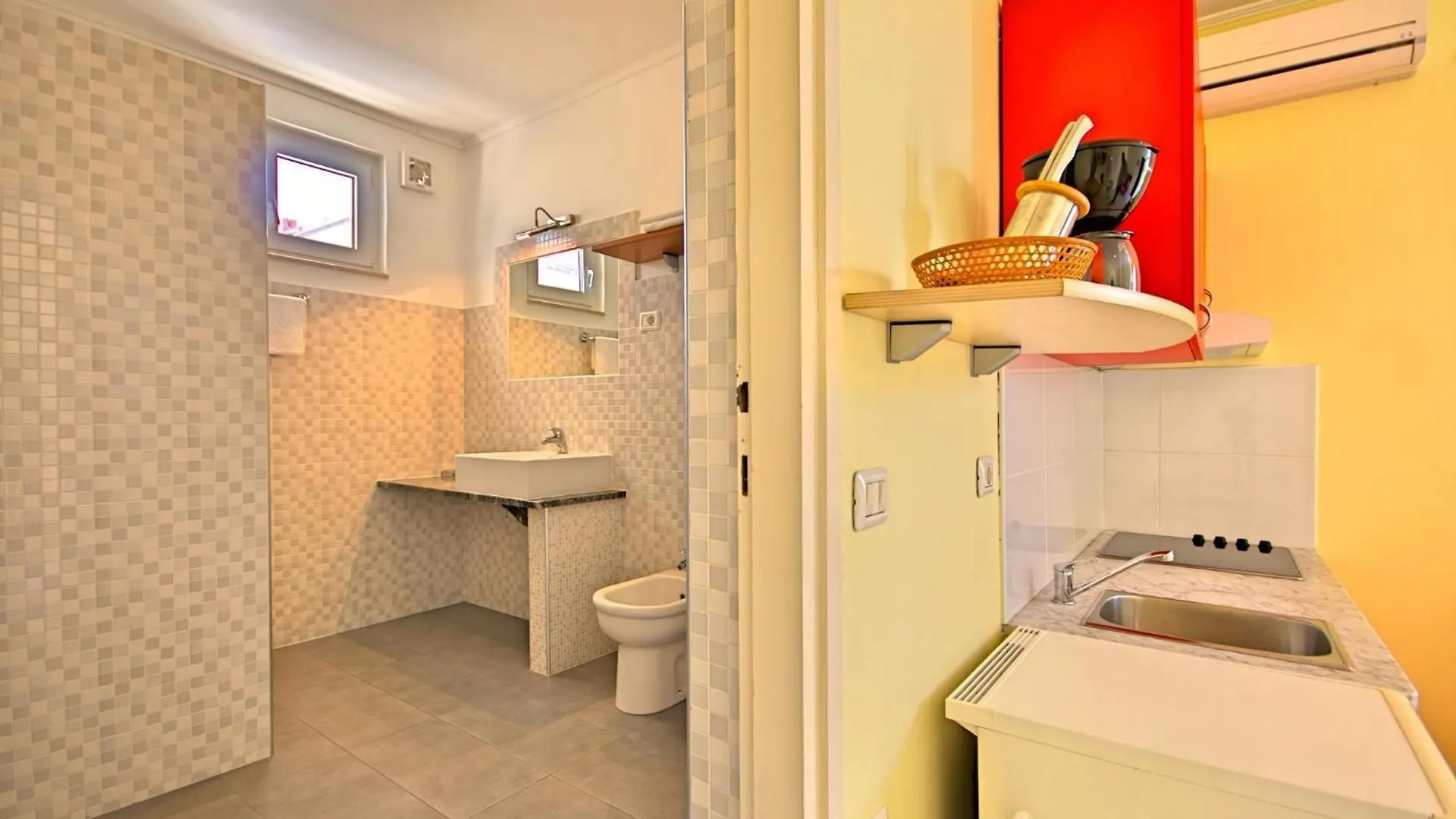 Apartment Nika 5 In Der Residenz Mit Pool Und Whirlpool In Strandnaehe Умаг 0*,  Хорватия